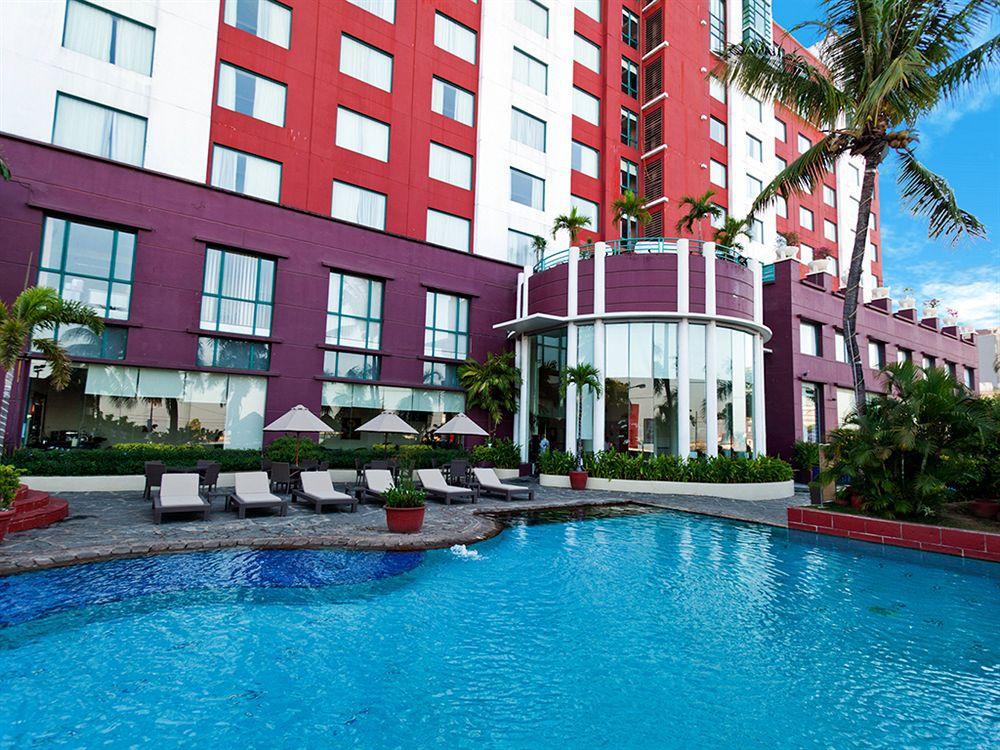 Aryaduta Makassar Exterior foto